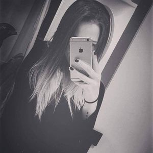 Meet your Posher, Ēmīlīē